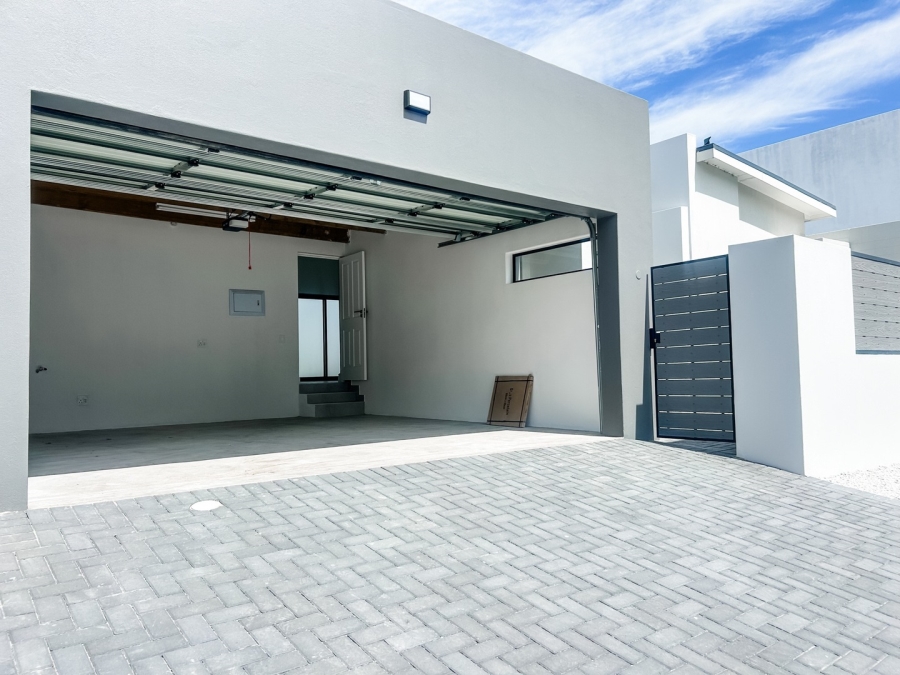 To Let 3 Bedroom Property for Rent in Sandown Western Cape
